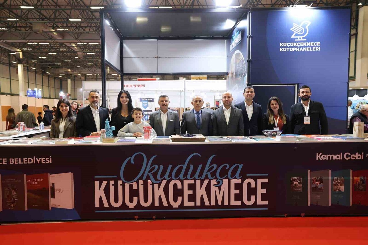 KÜÇÜKÇEKMECE BELEDİYESİ ULUSLARARASI İSTANBUL TÜYAP KİTAP FUARI’NDA BASILI YAYINLARIYLA YERİNİ...