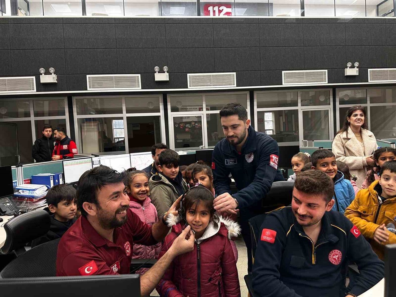 KUMÇATI NECİP FAZIL KISAKÜREK İLKOKULU ÖĞRENCİLERİ, ŞIRNAK 112 ACİL ÇAĞRI MERKEZİ MÜDÜRLÜĞÜ'NÜ...