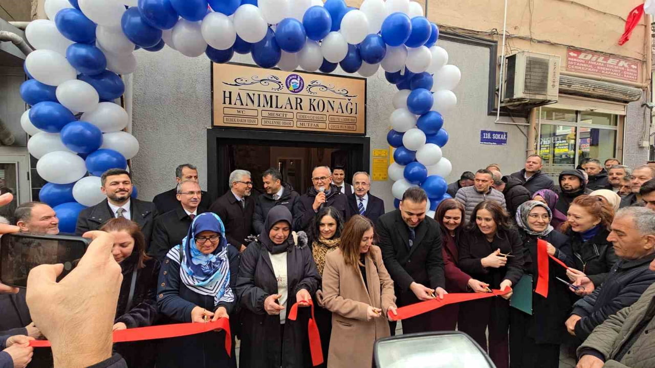 KURDELE KESİLMEDEN ÖNCE DUA EDİLDİ