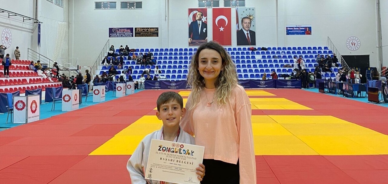 KÜTAHYA BELEDİYESPOR’UN MİNİK JUDOCUSUNDAN BAŞARI