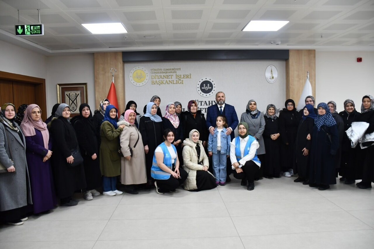 KÜTAHYA’DA ÖZEL ÖĞRENCİLERDEN ANLAMLI ZİYARET