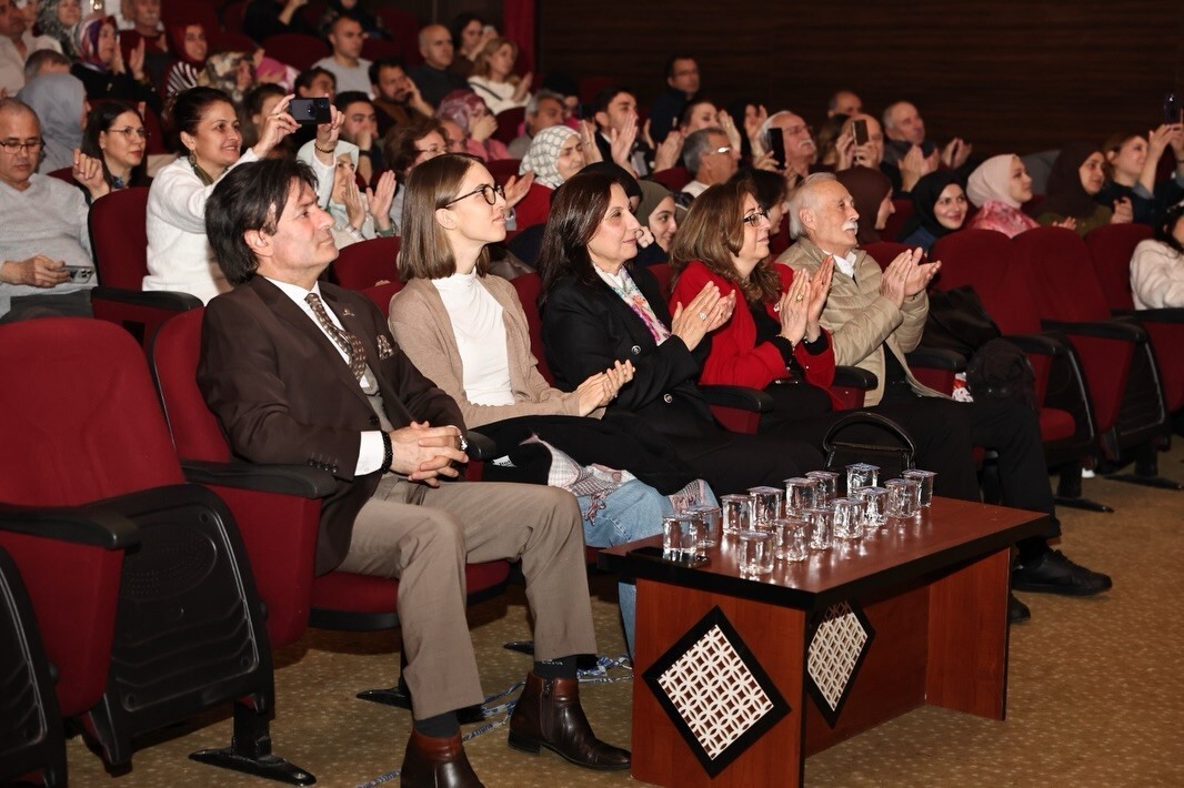KÜTAHYA’DA TÜRK SANAT MÜZİĞİ KONSERİ SANATSEVERLERE UNUTULMAZ BİR AKŞAM YAŞATTI