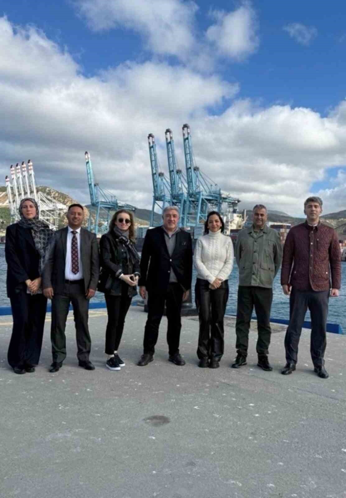 LOJİSTİK SEKTÖRÜNÜN ÖNDE GELEN FİRMALARINDAN OMSAN LOJİSTİK, TÜRKİYE'Yİ "SÜPER LOJİSTİK MERKEZİNE"...