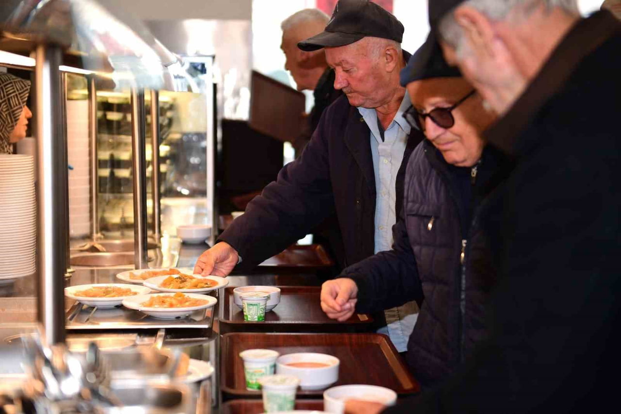 MAHSULLER, HER BİR AŞAMASINDA DOĞALLIĞI VE TAZELİĞİ KORUNARAK OSMANGAZİ KENT LOKANTALARI...