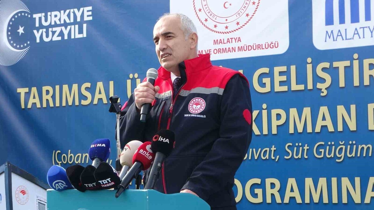 MALATYA'DA HAYVAN YETİŞTİRİCİLERİNE ÇOBAN EVİ, AKILLI YEMLİK, METAL SIVAT, SÜT GÜĞÜMÜ VE BUZAĞI...