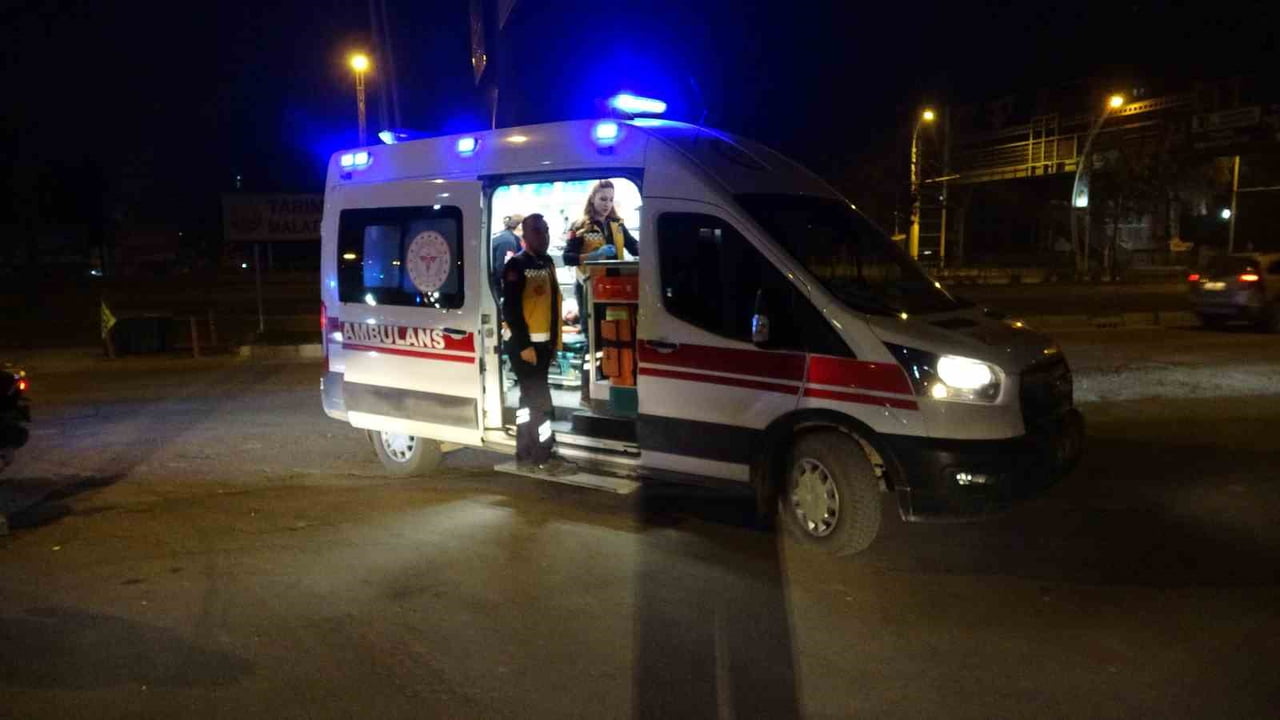 MALATYA'DA MOTOKURYE KAZADA YARALANDI