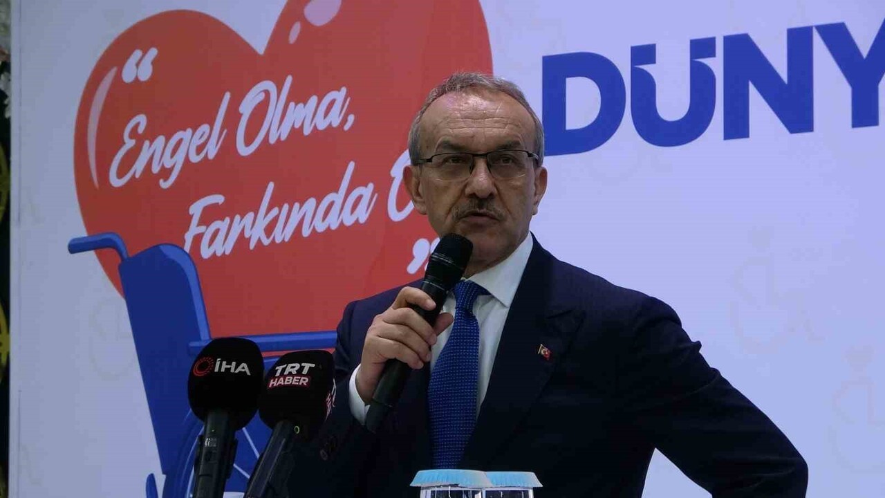 MALATYA BÜYÜKŞEHİR BELEDİYESİ TARAFINDAN 3 ARALIK DÜNYA ENGELLİLER GÜNÜ NEDENİYLE PROGRAM...