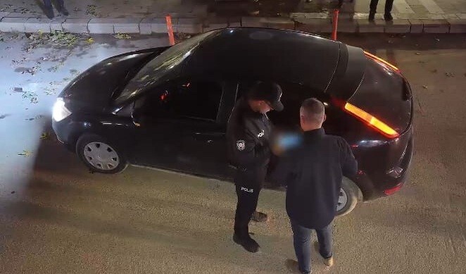 MALATYA’DA KENT GENELİNDE 444 POLİSİN KATILIMIYLA HUZUR VE GÜVEN UYGULAMASI...