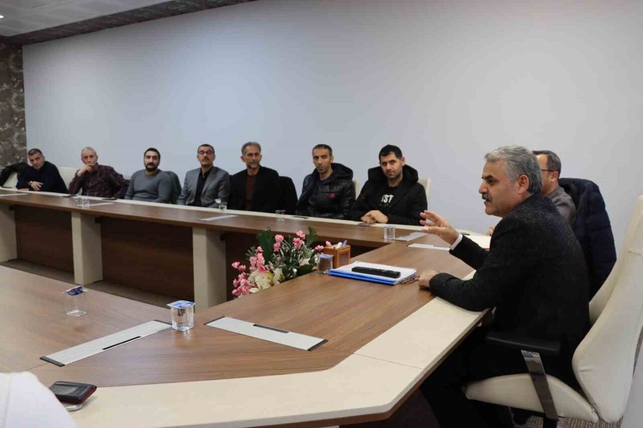 MALATYA’DA SPOR TESİSLERİNDE HİZMET KALİTESİNİN ARTIRILMASI, VATANDAŞ MEMNUNİYETİNİN YÜKSELTİLMESİ...