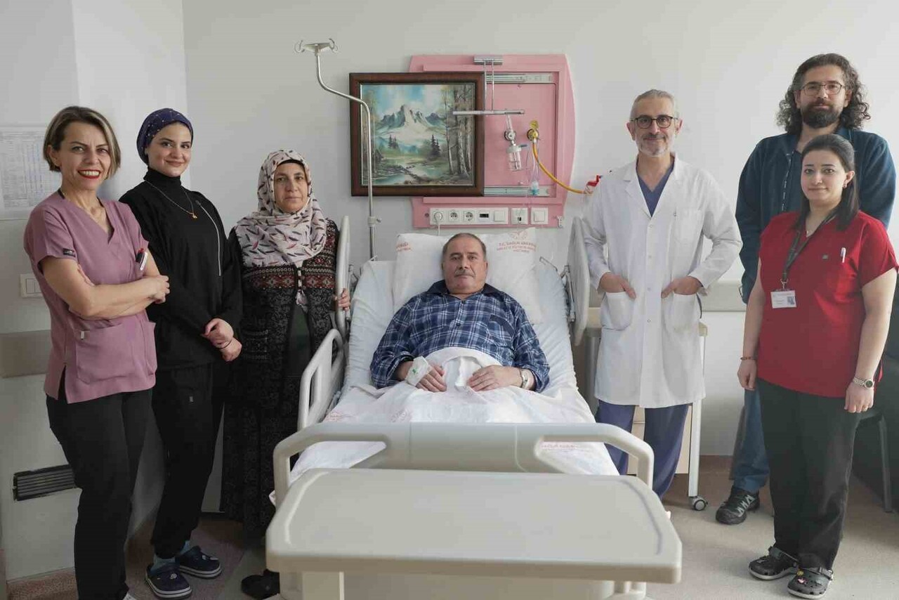 MALATYA EĞİTİM VE ARAŞTIRMA HASTANESİNE YÜKSEKTEN DÜŞME SONUCU GETİRİLEN 66 YAŞINDAKİ CELAL...