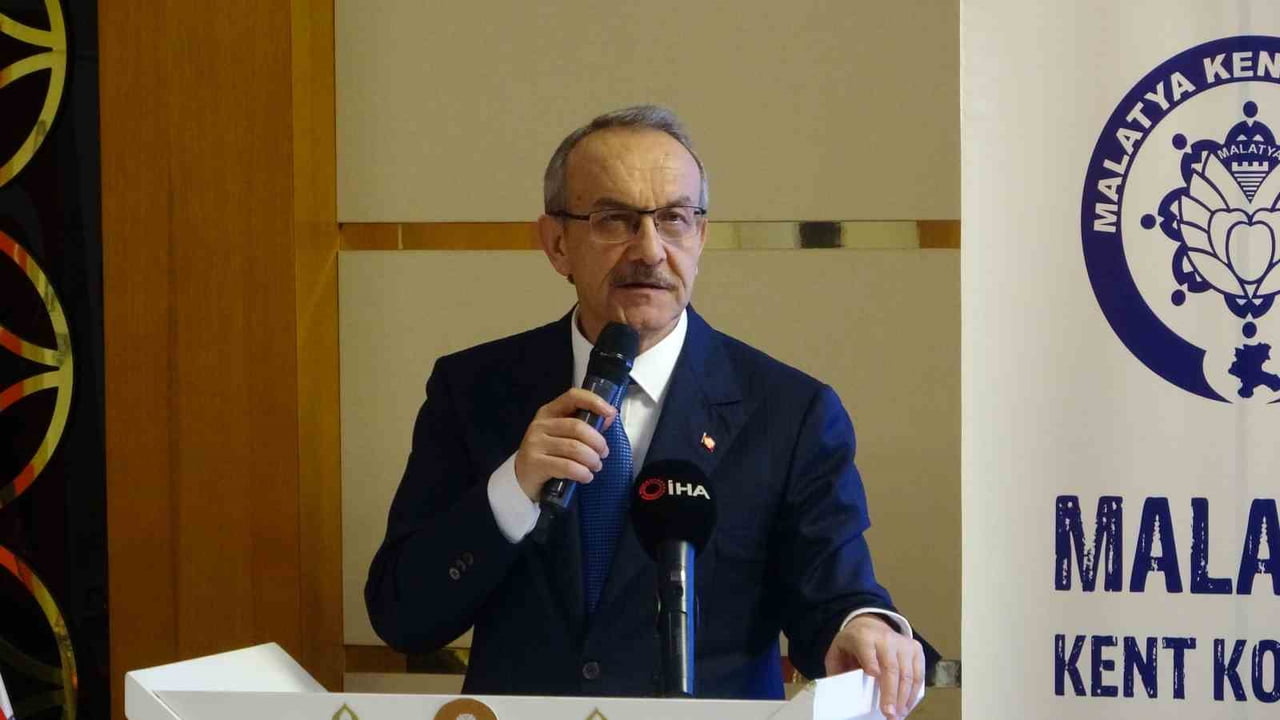 MALATYA KENT KONSEYİ 11. OLAĞAN GENEL KURULU BUGÜN GERÇEKLEŞTİRİLDİ. KURUL’DA KONUŞAN MALATYA...