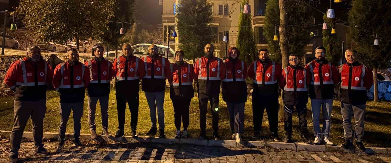 MANİSA'NIN SOMA İLÇESİNDE FAALİYET GÖSTEREN SOMA DOĞA SPORLARI VE ARAMA KURTARMA KULÜBÜ, YÜRÜTTÜĞÜ...
