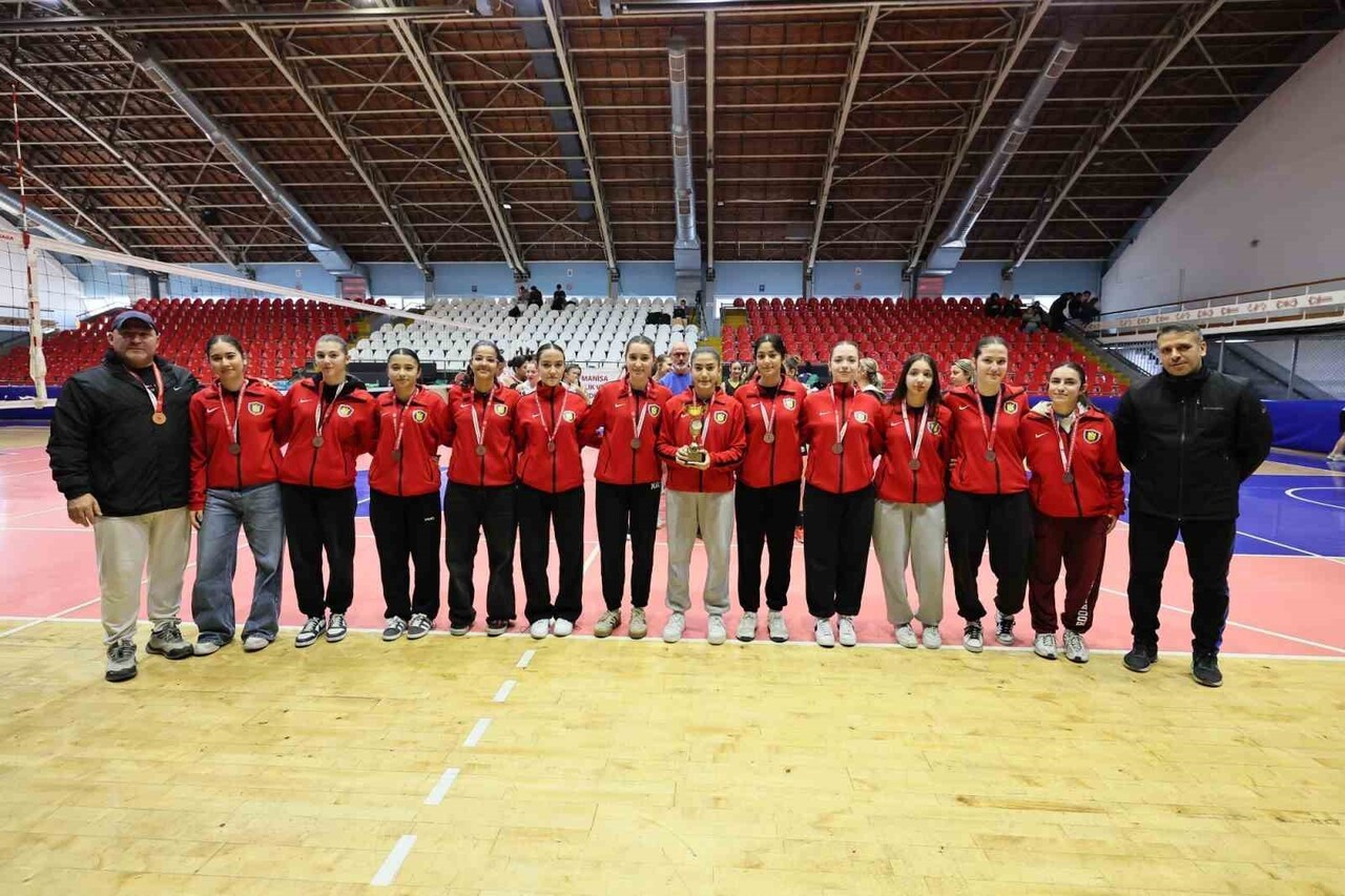 MANİSA GENÇLİK VE SPOR İL MÜDÜRLÜĞÜ TARAFINDAN DÜZENLENEN 2025-2026 SEZONU OKUL SPORLARI VOLEYBOL...