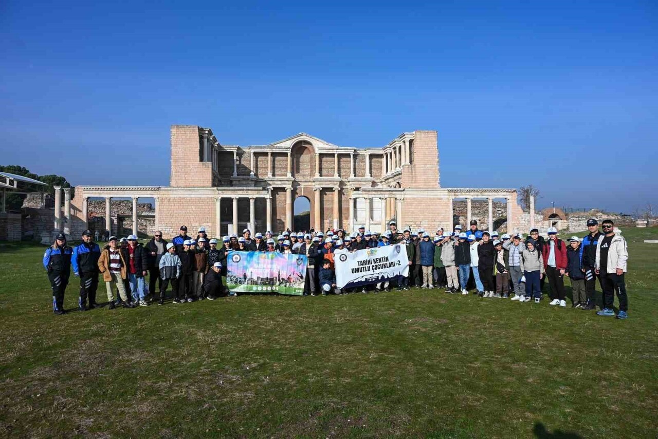 MANİSA İL EMNİYET MÜDÜRLÜĞÜ TOPLUM DESTEKLİ POLİSLİK ŞUBE MÜDÜRLÜĞÜ TARAFINDAN YÜRÜTÜLEN "TARİHİ...