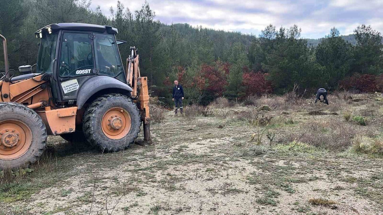MANİSA’NIN DEMİRCİ İLÇESİNDE BELEDİYE TARAFINDAN, İLÇEDE TARIMSAL ÜRETİMİ DESTEKLEMEK VE BELEDİYE...
