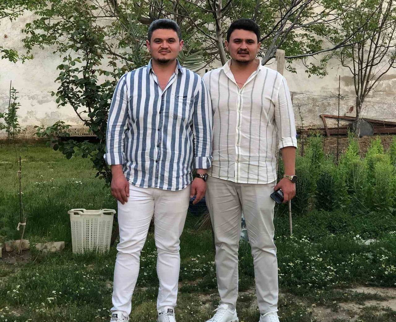 MANİSA’NIN SARIGÖL İLÇESİNDE GENÇ GİRİŞİMCİ KARDEŞLER AYTAÇ (SOLDAKİ) VE AHMET ÜNLÜKOÇ (SAĞDAKİ) ...