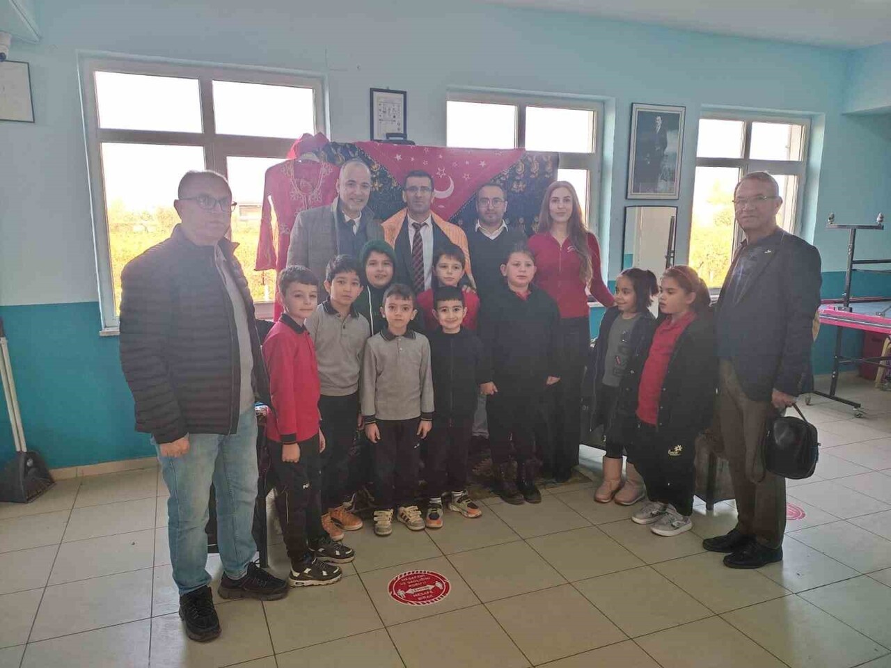 MANİSA’NIN SARIGÖL İLÇESİNDE YERLİ MALI HAFTASI, TIRAZLAR HÜSEYİN GÜMÜŞLÜ İLKOKULU İLE ÇAVUŞLAR...