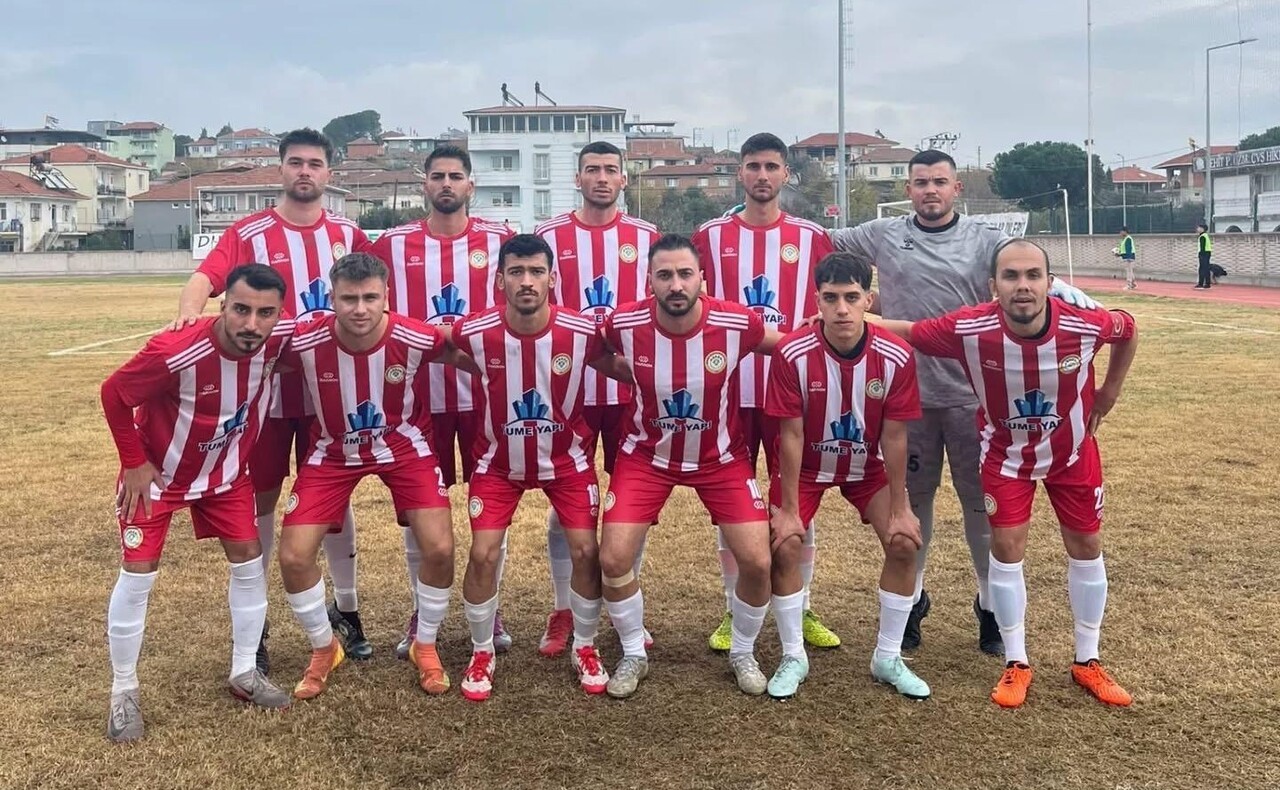 MANİSA SÜPER AMATÖR LİG C GRUBUNDA MÜCADELE EDEN SARIGÖL GENÇLERBİRLİĞİ BELEDİYESPOR LİGİN 3....