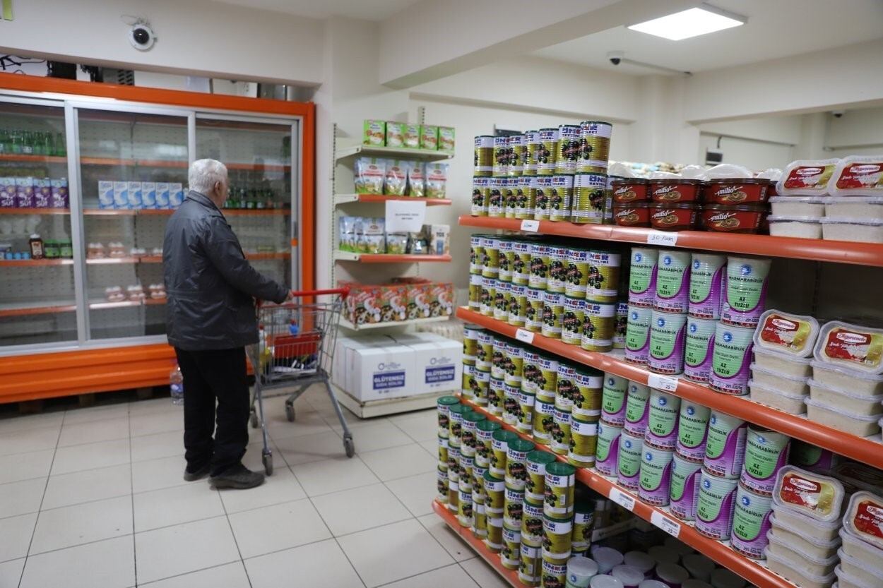 MARKET SAYESİNDE KİMİ ÖĞRENCİ AYLIK GIDA MASRAFINI AZALTIRKEN, KİMİ DE KIRTASİYE İHTİYACINI...