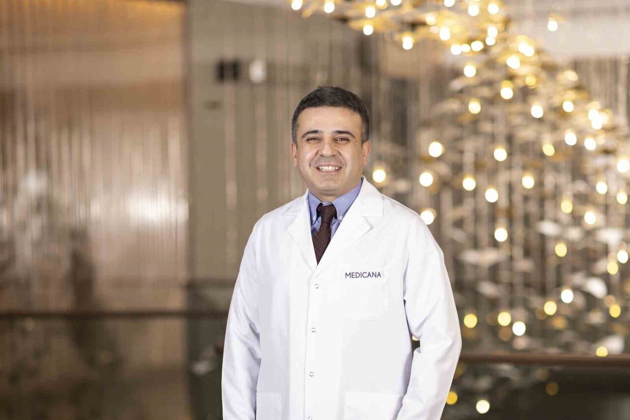 MEDİCANA SAĞLIK GRUBU KARDİYOLOJİ BÖLÜMÜ’NDEN PROF. DR. MEHMET MUSTAFA CAN, MİTRAL KAPAK...