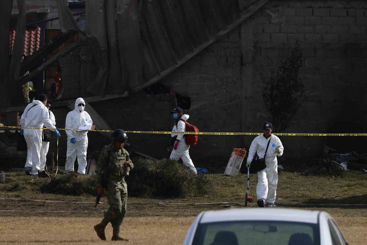 MEKSİKA'DA KÜÇÜK BİR UÇAĞIN DÜŞMESİ SONUCU 7 KİŞİ HAYATINI KAYBETTİ.
