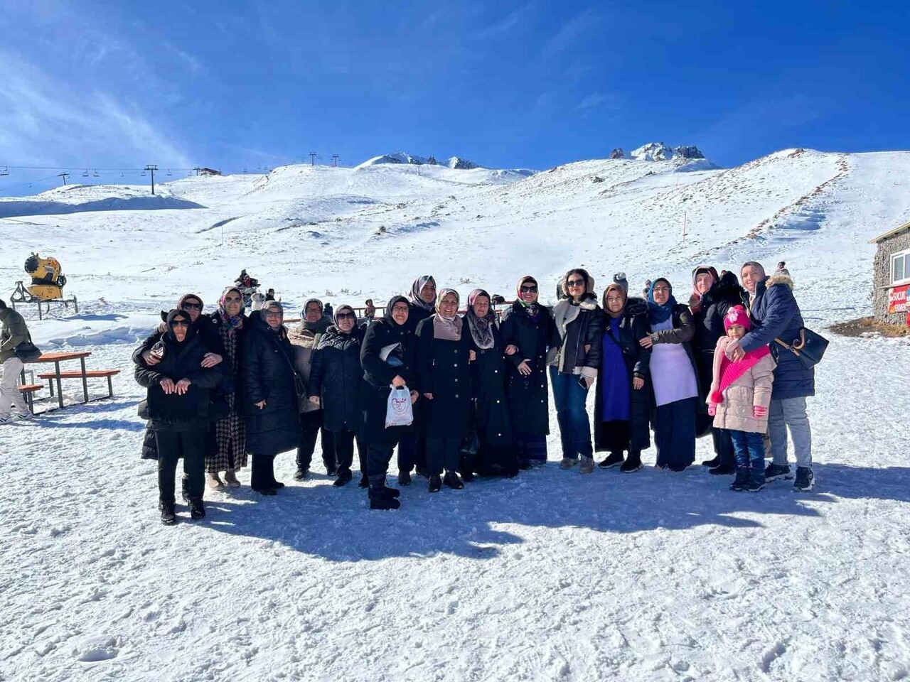 MELİKGAZİ BELEDİYESİ, 3 ARALIK DÜNYA ENGELLİLER GÜNÜ DOLAYISIYLA, İŞİTME ENGELLİ BİREYLER İÇİN...