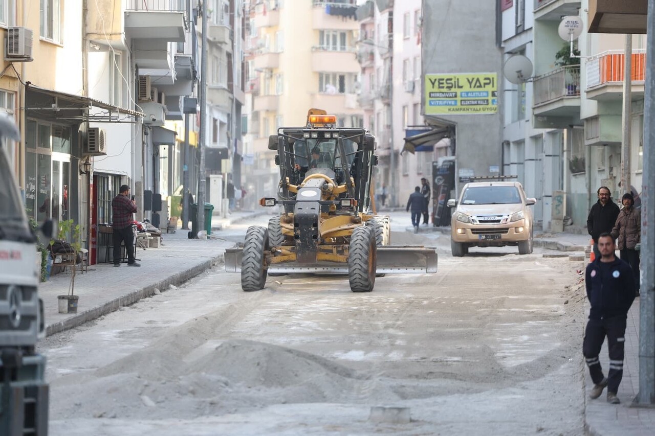 MERKEZEFENDİ BELEDİYESİ İLE DENİZLİ BÜYÜKŞEHİR BELEDİYESİ İŞ BİRLİĞİNDE YÜRÜTÜLEN ÜSTYAPI VE YOL...