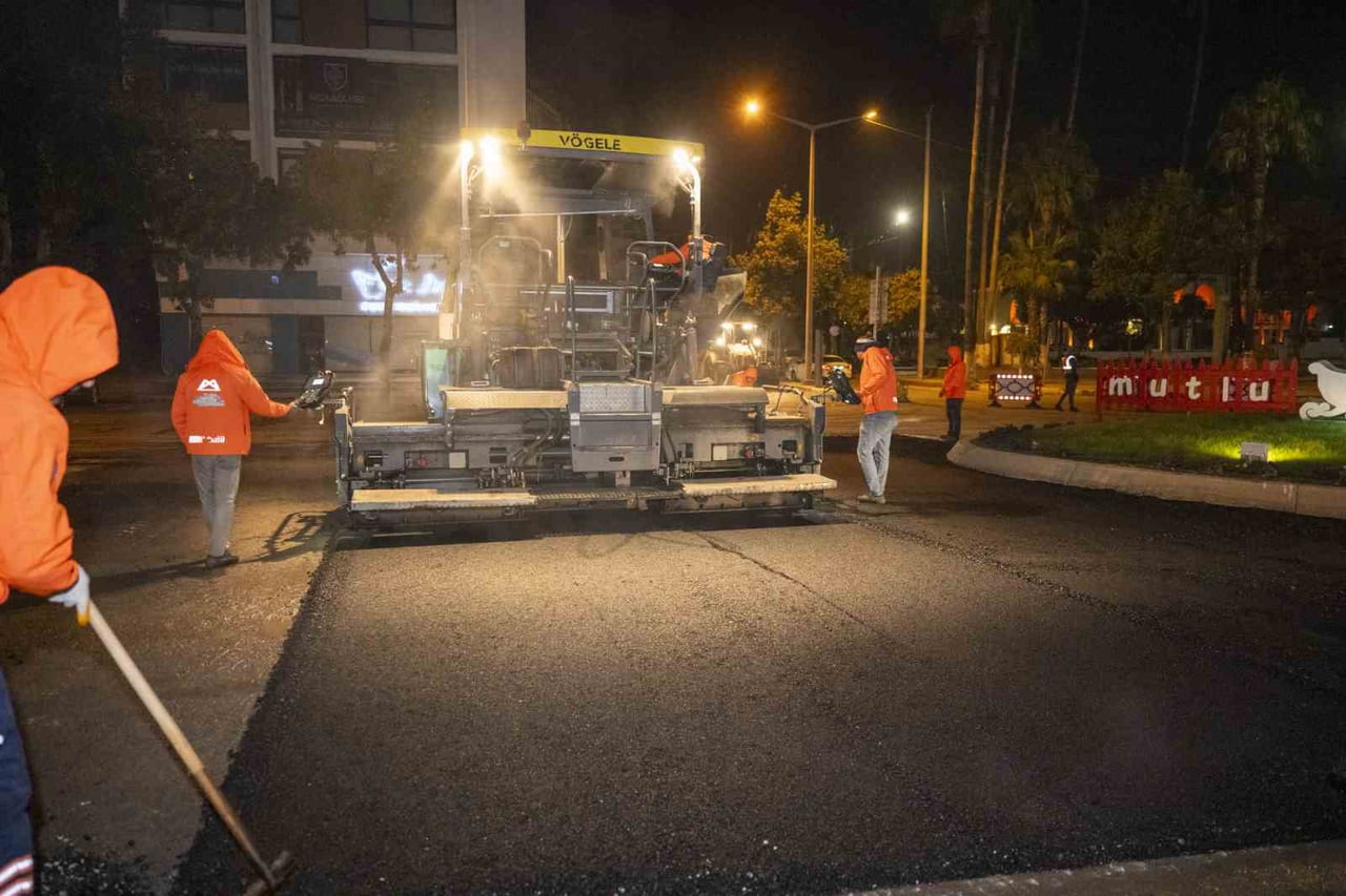MERSİN BÜYÜKŞEHİR BELEDİYESİ, KENT GENELİNDE ULAŞIM KONFORUNU ARTIRMAK VE YOL GÜVENLİĞİNİ SAĞLAMAK...