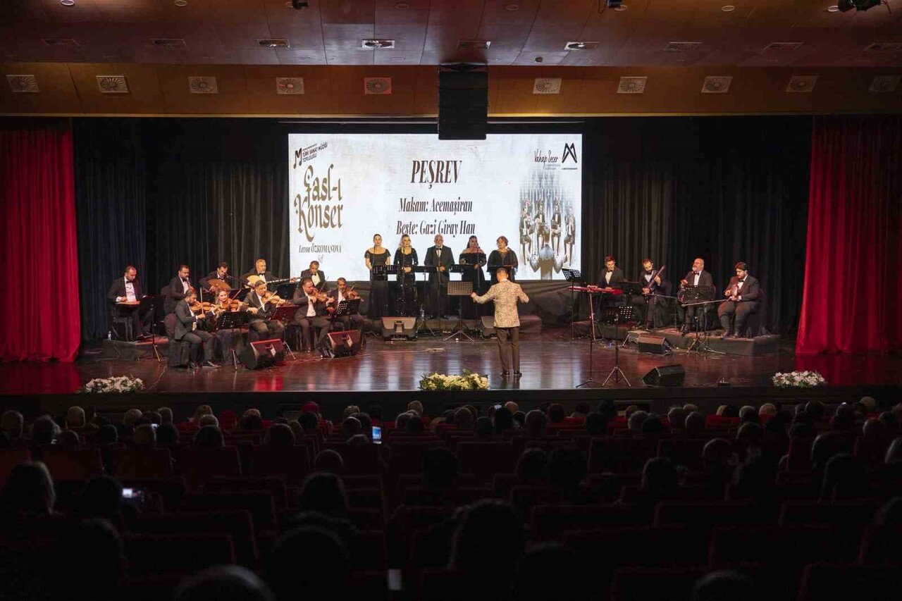 MERSİN BÜYÜKŞEHİR BELEDİYESİ TÜRK SANAT MÜZİĞİ TOPLULUĞU TARAFINDAN DÜZENLENEN ‘FASL-I KONSER’DE...