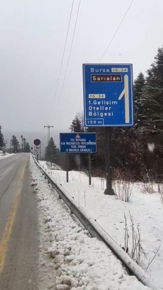 METEOROLOJİ GENEL MÜDÜRLÜĞÜ, BURSA'DA SARI KODLU UYARIDA BULUNURKEN, ULUDAĞ'IN ZİRVESİNDE DE KAR...