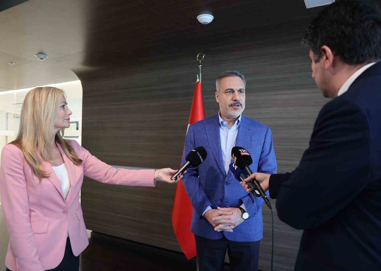 MİAMİ (İHA) - DIŞİŞLERİ BAKANI HAKAN FİDAN, DÜN ABD'NİN FLORİDA EYALETİNDEKİ MİAMİ'DE ABD, MISIR...