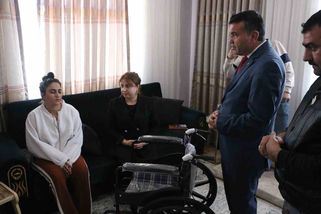 MİLLİYETÇİ HAREKET PARTİSİ (MHP) SUR İLÇE BAŞKANI ŞAKİR ERDİN VE MHP SUR KAÇEP İLÇE BAŞKANI SERAP...