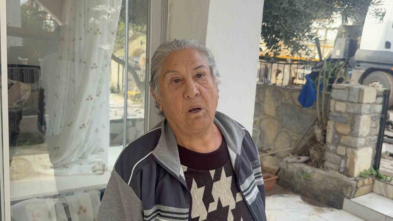 MUĞLA’NIN BODRUM İLÇESİNDE İSALE HATTININ PATLAMASI SONUCU BİR SİTEDEKİ EVLERİ SU BASTI.