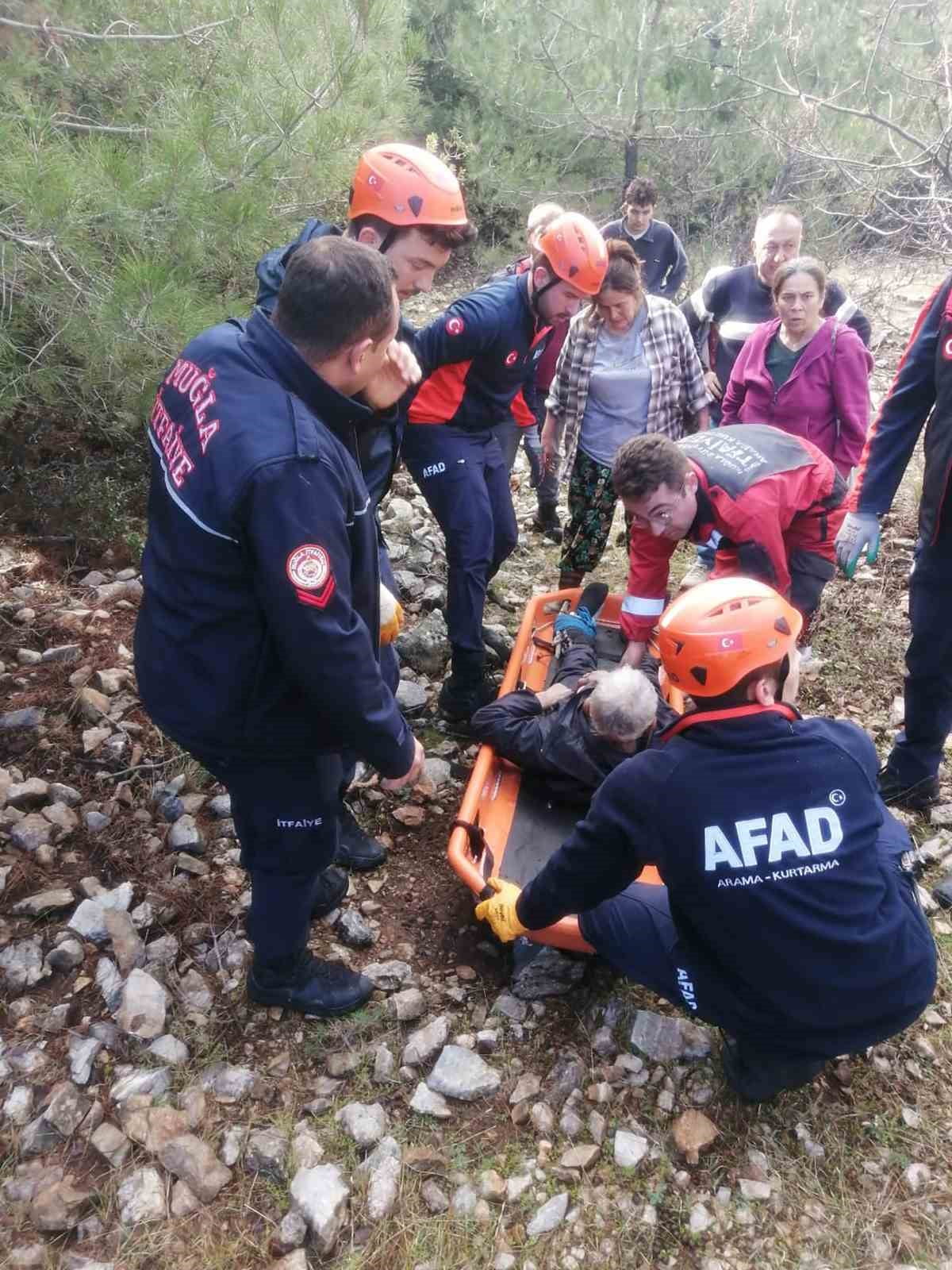 MUĞLA’NIN MENTEŞE İLÇESİ KIRSAL SARNIÇ MAHALLESİNDE HAYVAN OTLATAN 72 YAŞINDAKİ VATANDAŞ, KAYALIK...