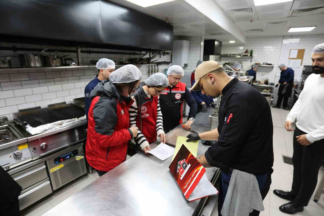 MUĞLA TARIM İL MÜDÜRLÜĞÜ'NDEN YENİ YIL ÖNCESİ GIDA DENETİMİ