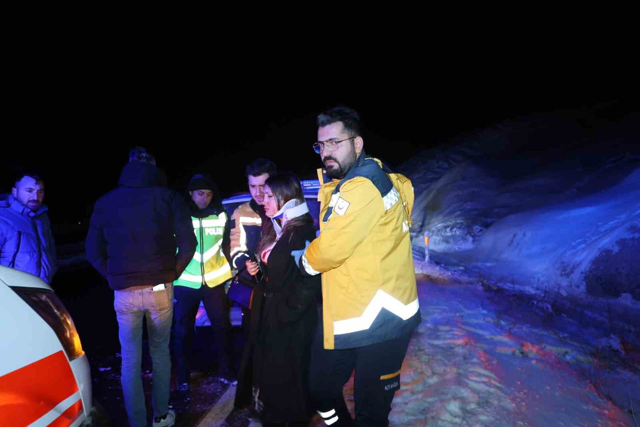 NEVŞEHİR’DE 112 ACİL ÇAĞRI MERKEZİ’NE ALKOLLÜ ARAÇ KULLANDIĞI YÖNÜNDE İHBAR YAPILAN OTOMOBİL...