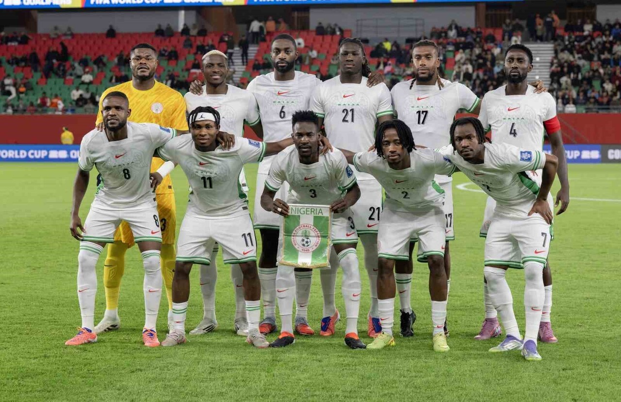 NİJERYA'NIN 2025 AFRİKA ULUSLAR KUPASI İÇİN AÇIKLADIĞI GENİŞ KADRODA VİCTOR OSİMHEN, PAUL ONUACHU...