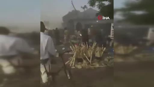 Nijerya’da bir camiye düzenlenen bombalı saldırıda ilk belirlemelere göre 7 kişi hayatını...