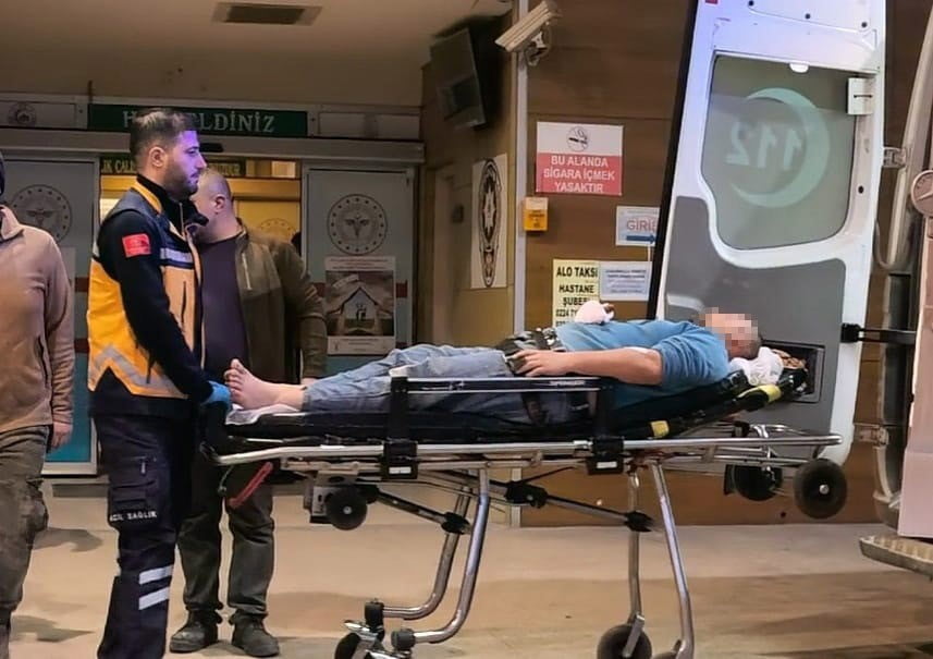 OLAY 17.00 SIRALARINDA AKHİSAR MAHALLESİ 282. SOKAKTA YAPIMI DEVAM EDEN MOBİLYA FABRİKASINDA...