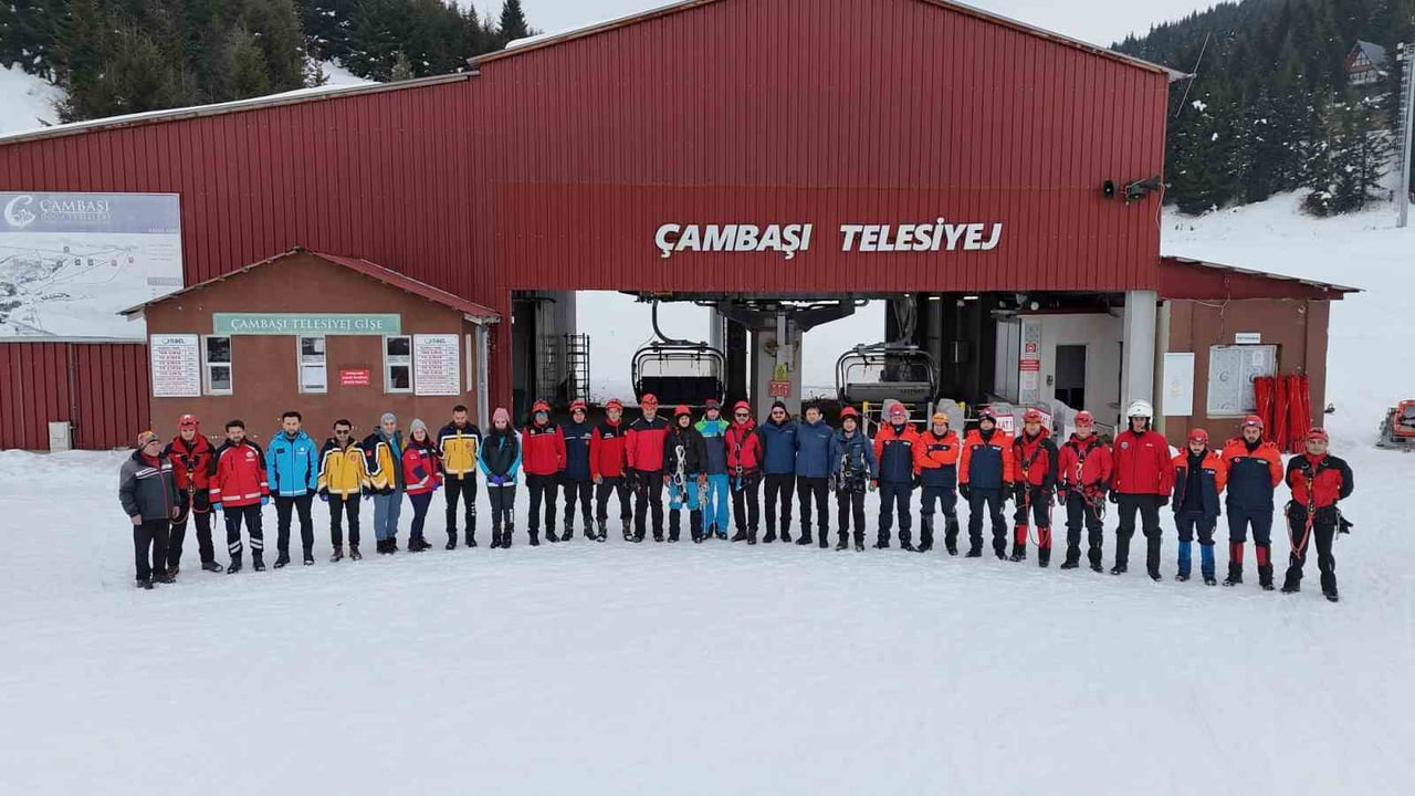 ORDU’NUN 2 BİN RAKIMLI ÇAMBAŞI YAYLASI’NDA, 650 DÖNÜM ALAN ÜZERİNE KURULU ÇAMBAŞI KAYAK VE...