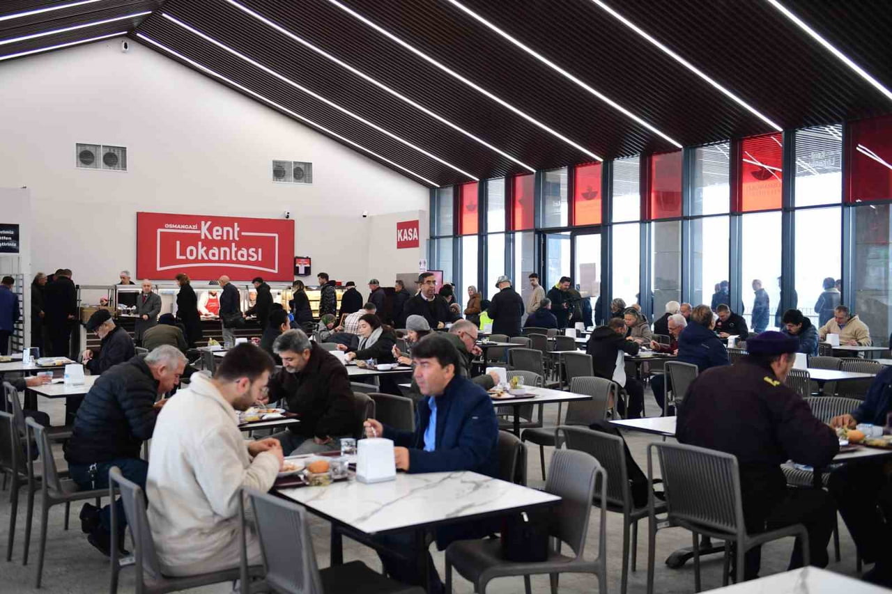 OSMANGAZİ BELEDİYESİ, HAYATINI KAYBEDEN ŞEHZADELER BELEDİYE BAŞKANI GÜLŞAH DURBAY İÇİN, VEFATININ...