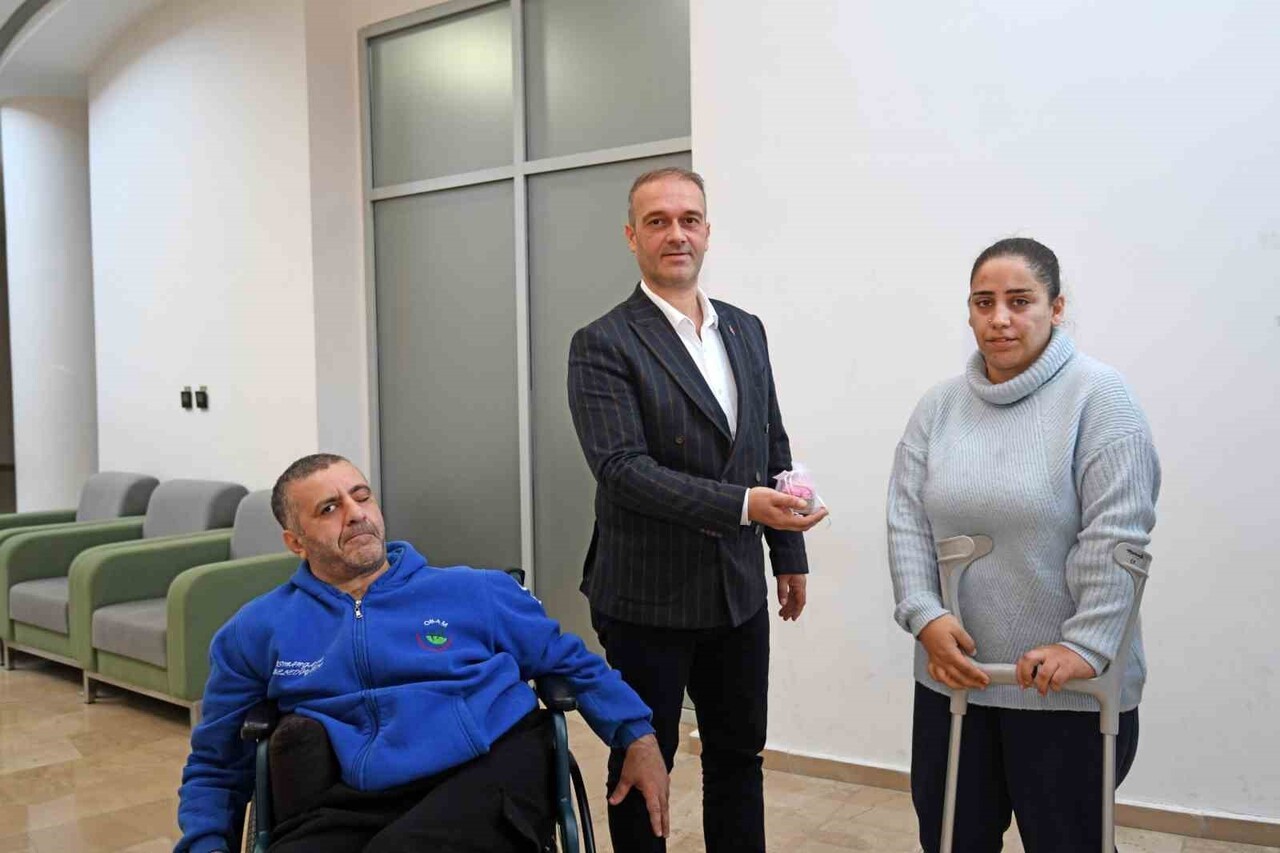 OSMANGAZİ ENGELLİ BAKIM MERKEZİ (OBAM) ÜYELERİ, 3 ARALIK DÜNYA ENGELLİLER GÜNÜ KAPSAMINDA ANLAMLI...