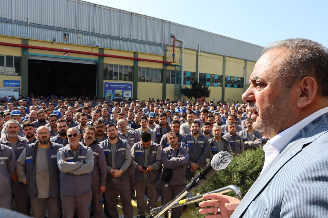 ÖZÇELİK-İŞ SENDİKASI GENEL BAŞKANI YUNUS DEĞİRMENCİ, METAL SANAYİCİLERİ İŞVERENLERİ SENDİKASI...