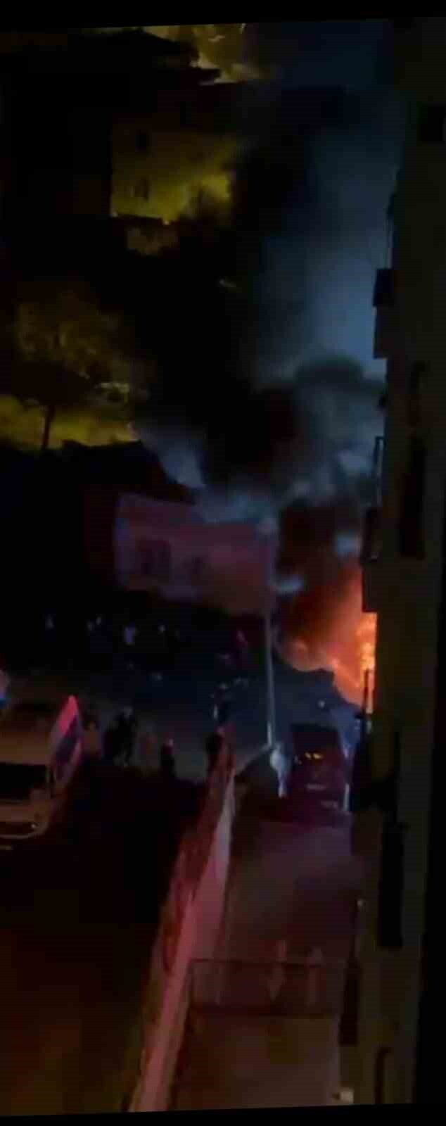 PENDİK'TE KORKUTAN YANGIN