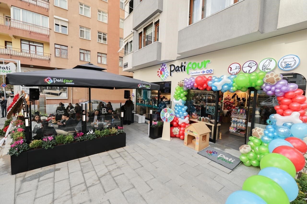 PERAKENDE SEKTÖRÜNDEKİ YENİLİKÇİ ADIMLARINA BİR YENİSİNİ EKLEYEN CARREFOURSA, YENİ NESİL YAŞAM...