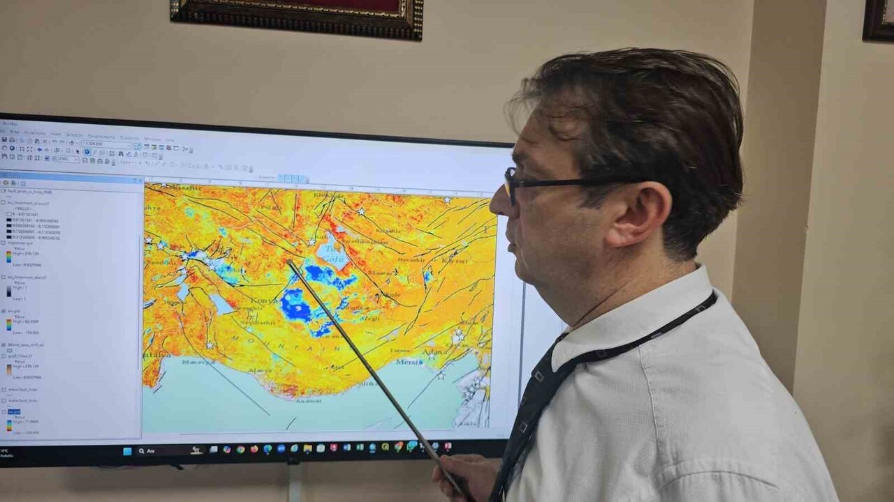 PROF. DR. ŞENOL HAKAN KUTOĞLU, AVRUPA UZAY AJANSI'NIN SENTİNEL UYDULARINDAN ELDE EDİLEN VERİLERLE...