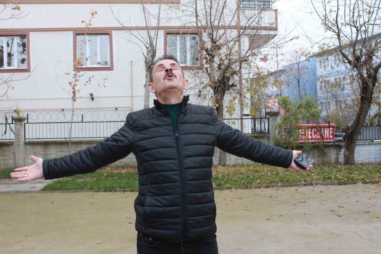 PROJEYE BAŞVURANLARDAN VEHİP DANIŞ, 45 YILDIR SİGARA KULLANDIĞINI İFADE EDEREK, "BÜŞRA HOCAYLA...