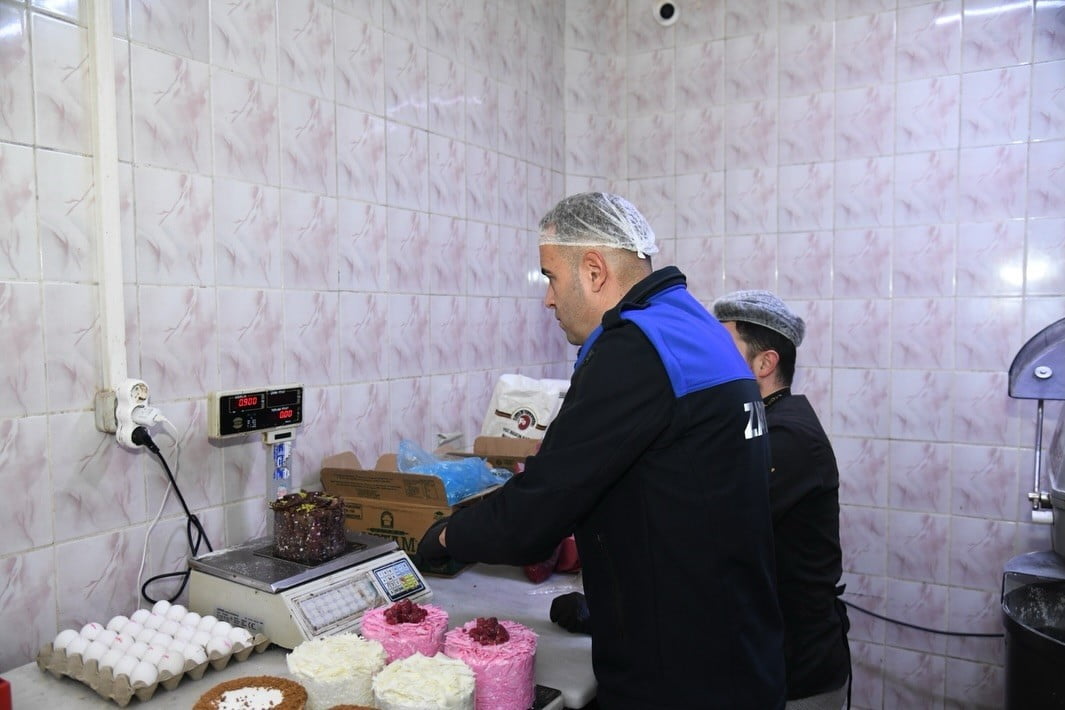 PURSAKLAR BELEDİYESİ, YAKLAŞAN YENİ YIL ÖNCESİNDE VATANDAŞLARIN SAĞLIKLI, GÜVENLİ VE HUZURLU BİR...