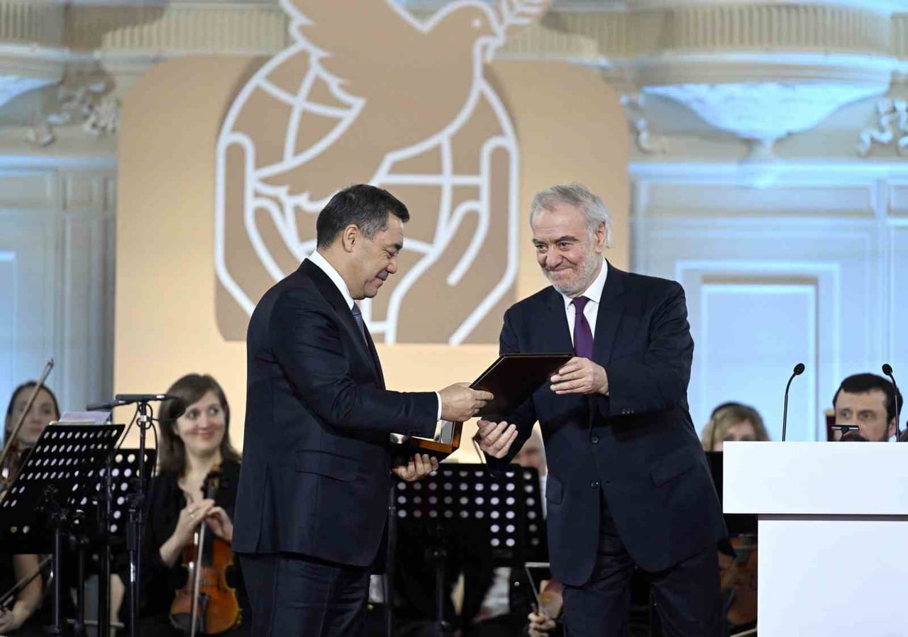 RUSYA’NIN ST. PETERSBURG KENTİNDE DEVLET BAŞKANI VLADİMİR PUTİN’İN KATILDIĞI TÖRENDE, KIRGIZİSTAN...