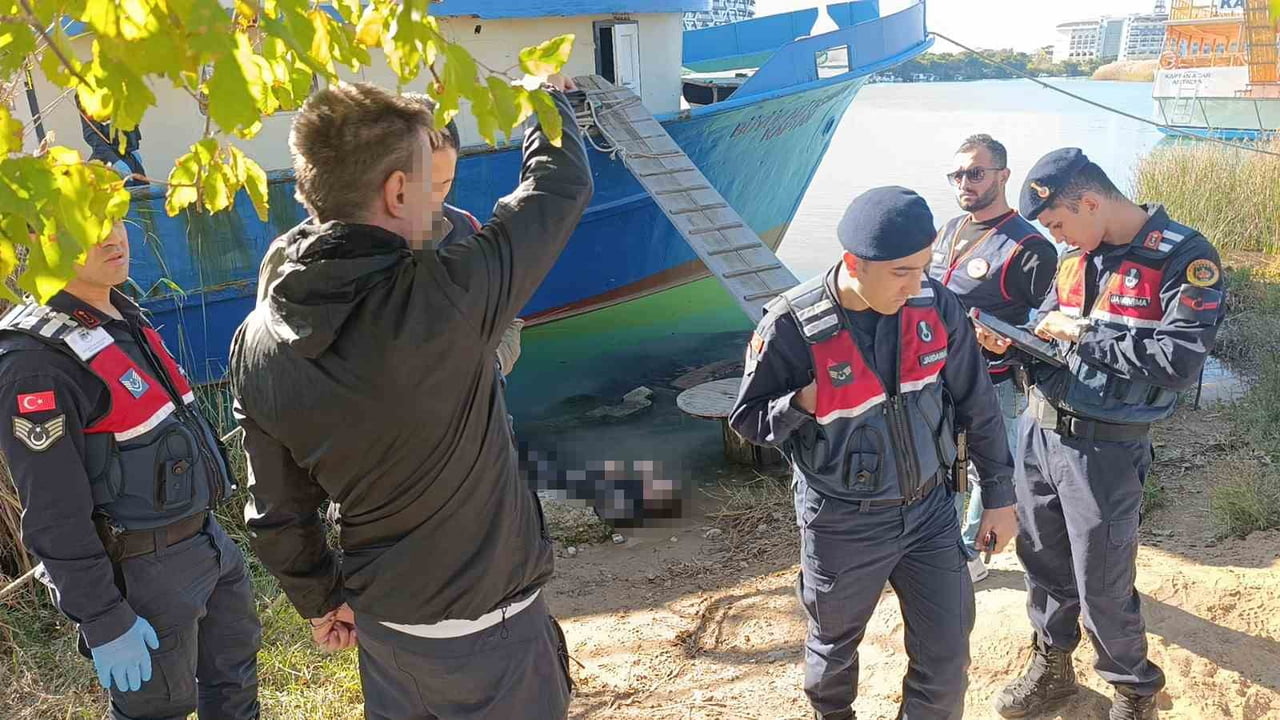 S. A. (SIRTI DÖNÜK) EKİPLER TARAFINDAN GÖZALTINA ALINDI